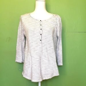 VINCE‎ black /white striped top